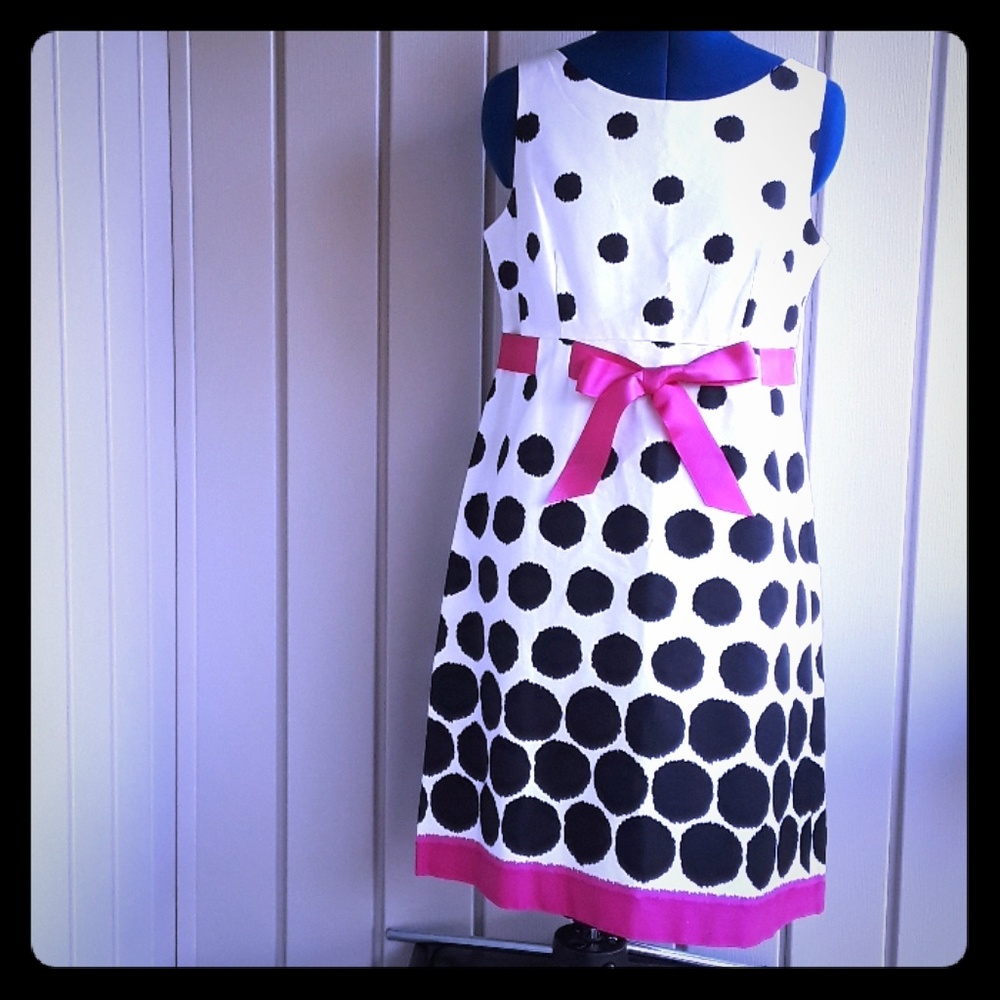 Kim Roges dress